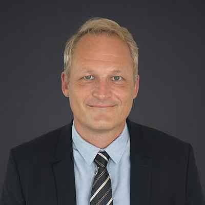 Henrik Schmidt Henrik Schmidt