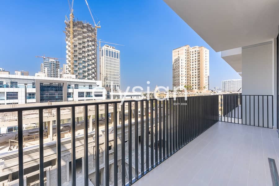 Spacious Unit | Expansive Unit | Vacant Spacious Unit | Expansive Unit | Vacant