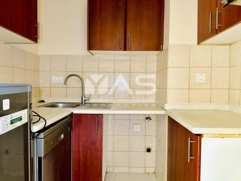 10 WhatsApp Image 2025-11-04 at 10.42. 38 AM. jpeg