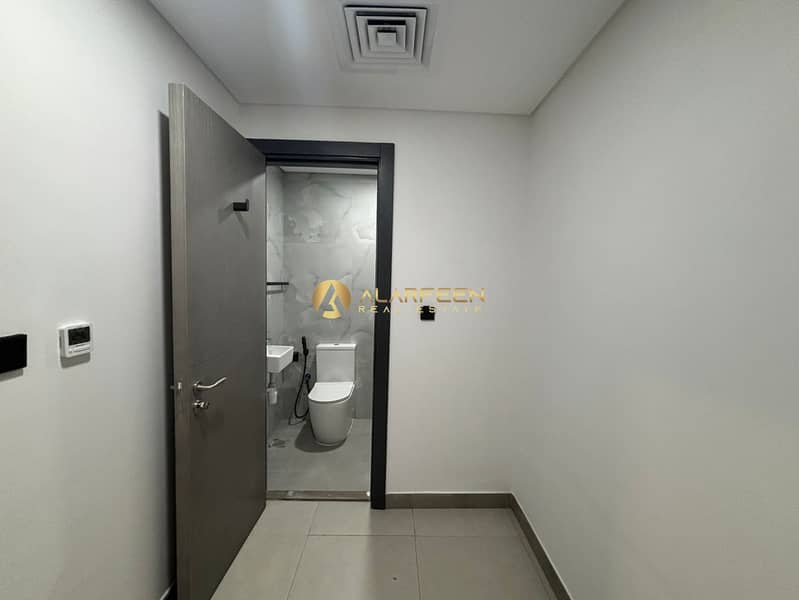 14 17fe5290-f3e9-4ac6-8496-5cabe5f3b2d5. jpg