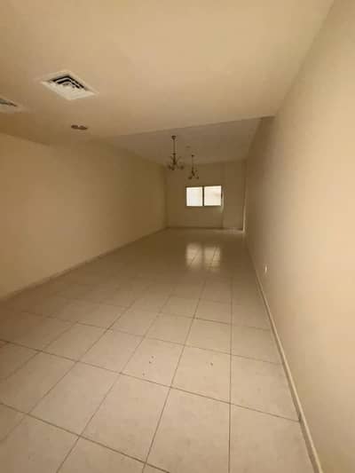 2 Camere Appartamento in Affitto a Al Majaz, Sharjah - WhatsApp Image 2026-04-30 at 10.56. 22 AM. jpeg 2 Camere Appartamento in Affitto a Al Majaz, Sharjah - WhatsApp Image 2026-04-30 at 10.56. 22 AM. jpeg
