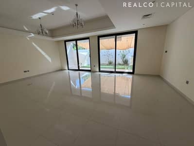 4 Bedroom Townhouse for Rent in DAMAC Hills 2 (Akoya by DAMAC), Dubai - Spacious 4-Bedroom + Maid Townhouse for Rent in Claret, Damac Hills 2
