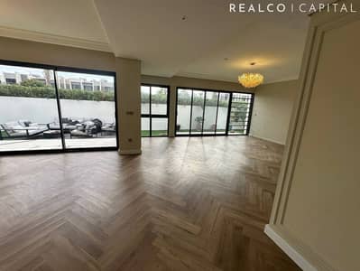 6 Bedroom Townhouse for Rent in DAMAC Hills 2 (Akoya by DAMAC), Dubai - Huge 6-Bedroom Townhouse with Maid in Claret, Damac Hills 2 – Fully Upgraded 6 Bedroom Townhouse for Rent in DAMAC Hills 2 (Akoya by DAMAC), Dubai - Huge 6-Bedroom Townhouse with Maid in Claret, Damac Hills 2 – Fully Upgraded