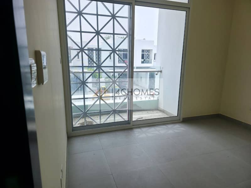 5 Image 5