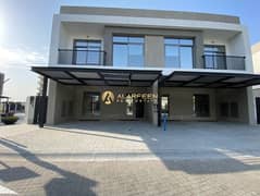 فیلا في فيلات 180 درجة،ليوان 5 غرف 320000 درهم - 15040352