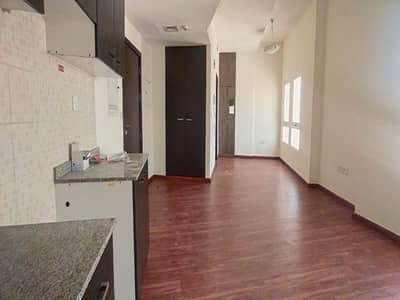 Estudio para en Alquiler en Remraam, Dubai - WhatsApp Image 2024-09-24 at 14.17. 13 (1). jpeg Estudio para en Alquiler en Remraam, Dubai - WhatsApp Image 2024-09-24 at 14.17. 13 (1). jpeg
