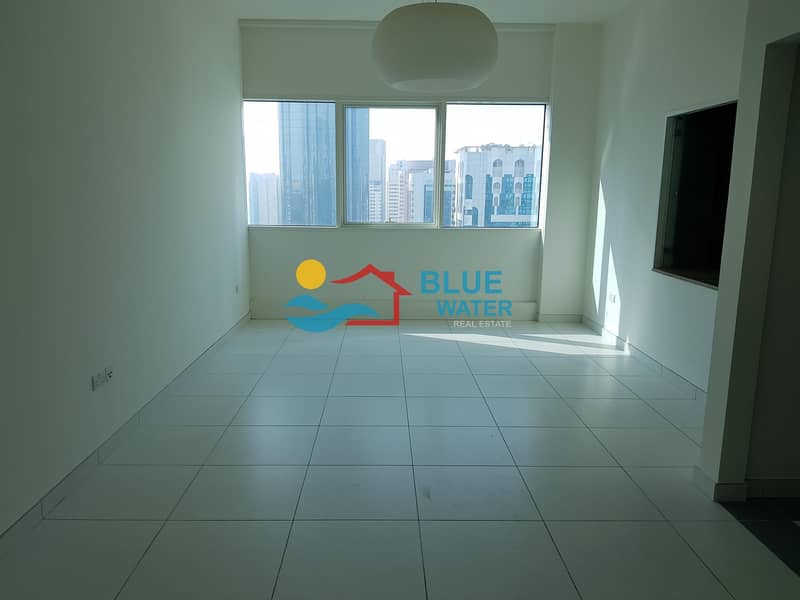 Luxurious Flat with equipped kitchen & facilities Luxurious Flat with equipped kitchen & facilities