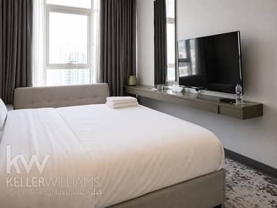 Studio for Sale in Business Bay, Dubai - Furnished | Closed kitchen | Canal View