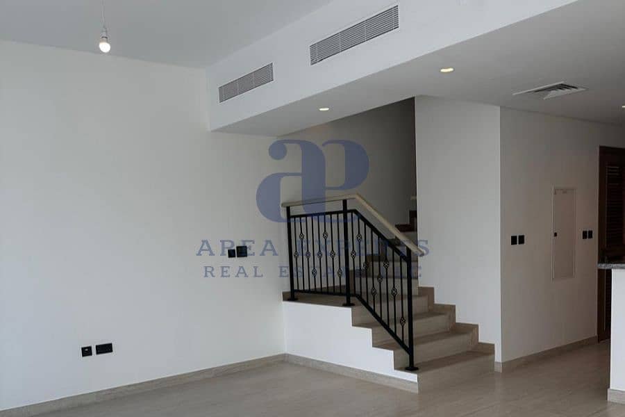 Villetta a schiera a DAMAC Lagoons,Santorini, 5 camere da letto, 240000 AED - 15047687 Villetta a schiera a DAMAC Lagoons,Santorini, 5 camere da letto, 240000 AED - 15047687