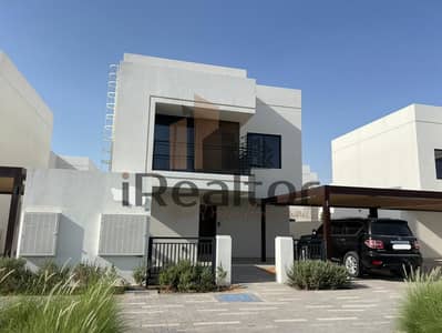 4 Schlafzimmer Villa zum zur Miete in Yas Island, Abu Dhabi - WhatsApp Image 2026-05-02 at 3.59. 20 PM. jpeg 4 Schlafzimmer Villa zum zur Miete in Yas Island, Abu Dhabi - WhatsApp Image 2026-05-02 at 3.59. 20 PM. jpeg