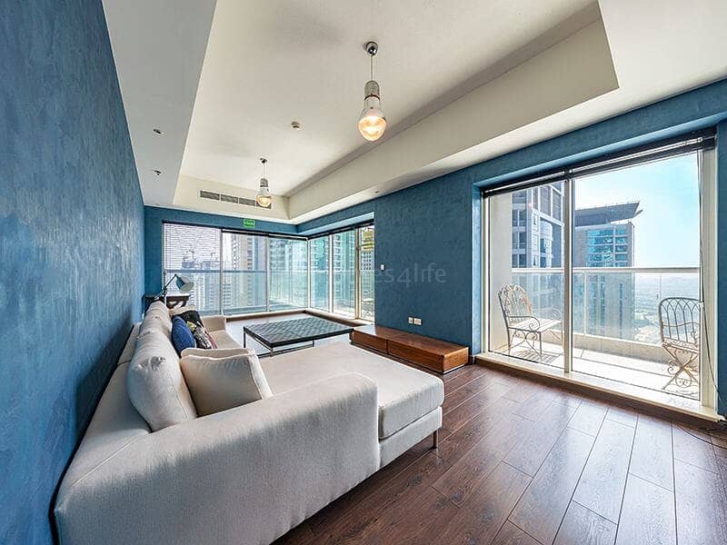 Spacious & Bright | Stunning Partial Marina View Spacious & Bright | Stunning Partial Marina View