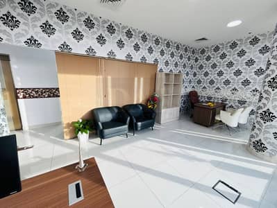 مکتب  للايجار في بر دبي، دبي - 73b8b3b4-8f79-4e40-aab0-f08c515ffaba. jpg