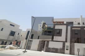 فيلا فاخرة على شارع رئيسي في أول الحوشي | موقع استراتيجي قريب من الخدمات والجسر | تصميم عصري وتشطيب راقٍ | فرصة مميزة للسكن والاستثمار