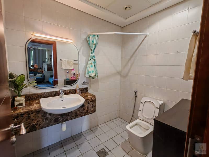 21 Guest Washroom. jpeg