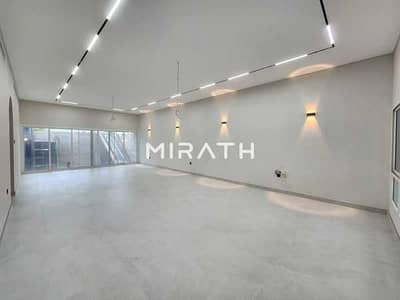 5 Slaapkamers Villa te Huur in Jumeirah, Dubai - RBnjdvc0xvwNNU07Yue6rNhKjtmkxrDrVhPziEOA. jpg