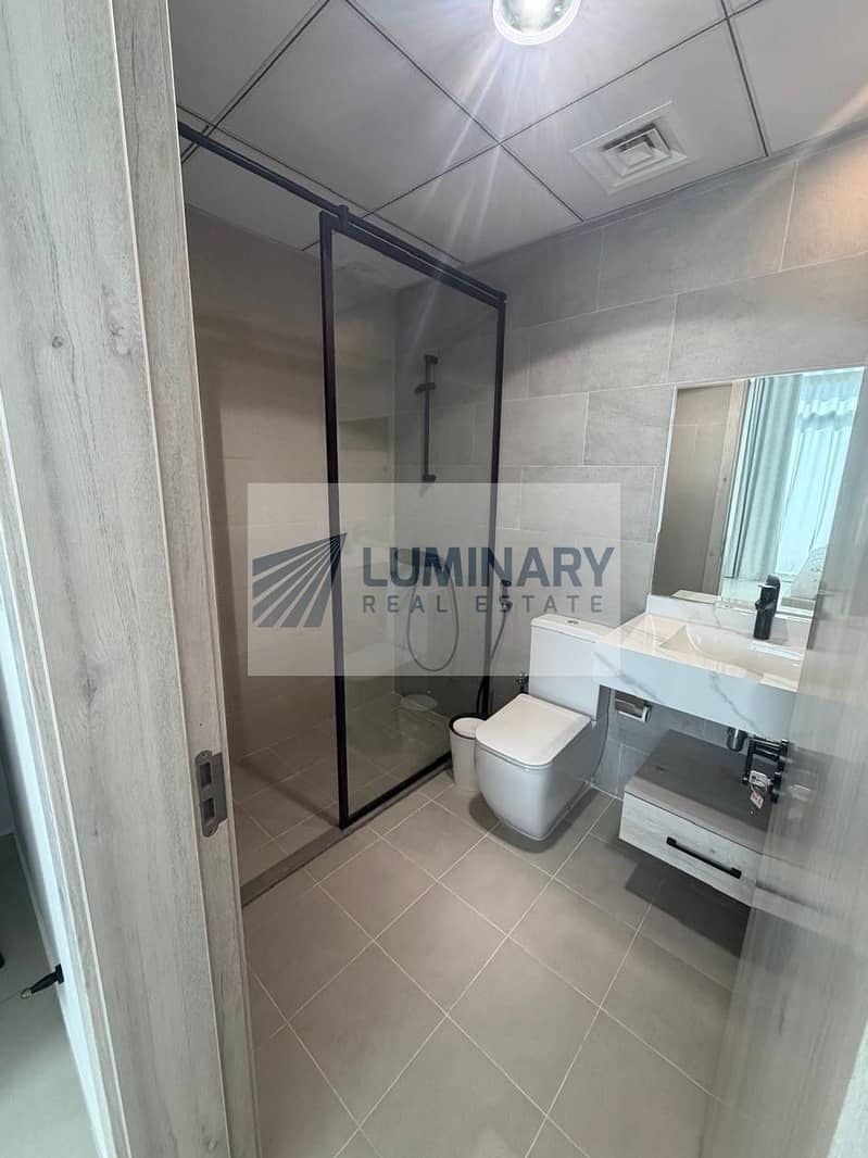 Brand new - ready to move - full luxury Furniture - open view - Image 6