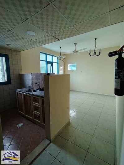 استوديو  للايجار في النباعة، الشارقة - 168042. jpg