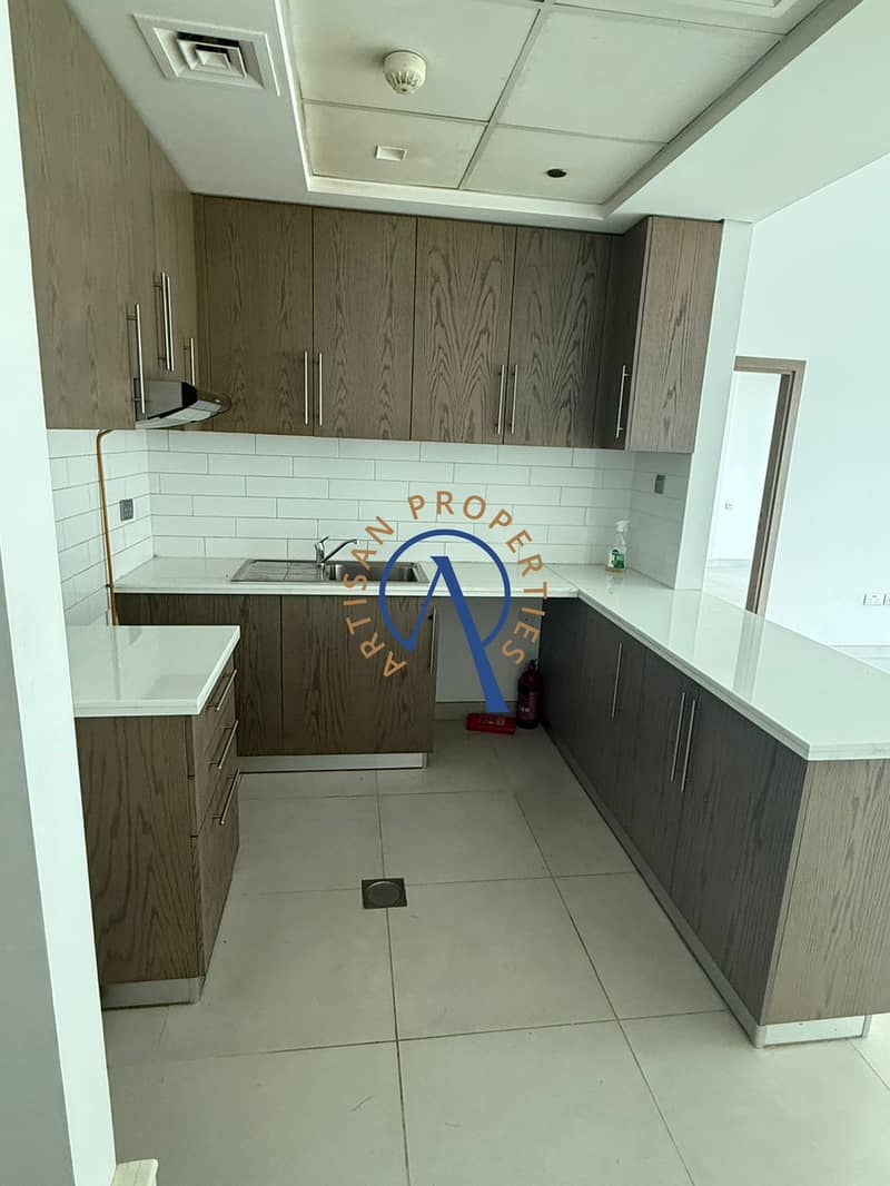 1BR | UNFURNISHED | PRIME LOCATION