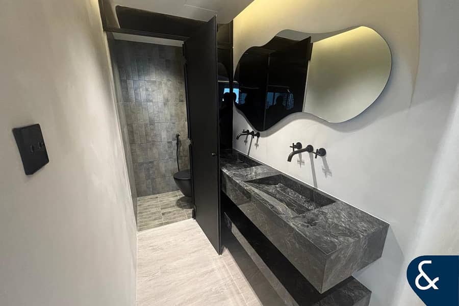 Upgraded | High Floor | Sea View - Image 9