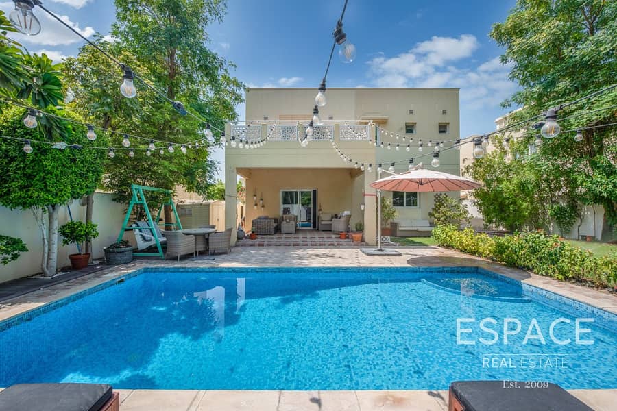 4 BR with Private Pool | Newly Renovated