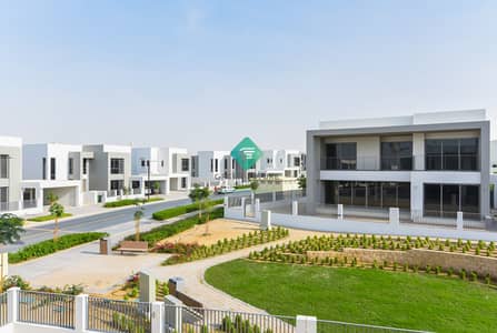 Stunning E5 Best Location Ready To Move In Call Now Stunning E5 Best Location Ready To Move In Call Now