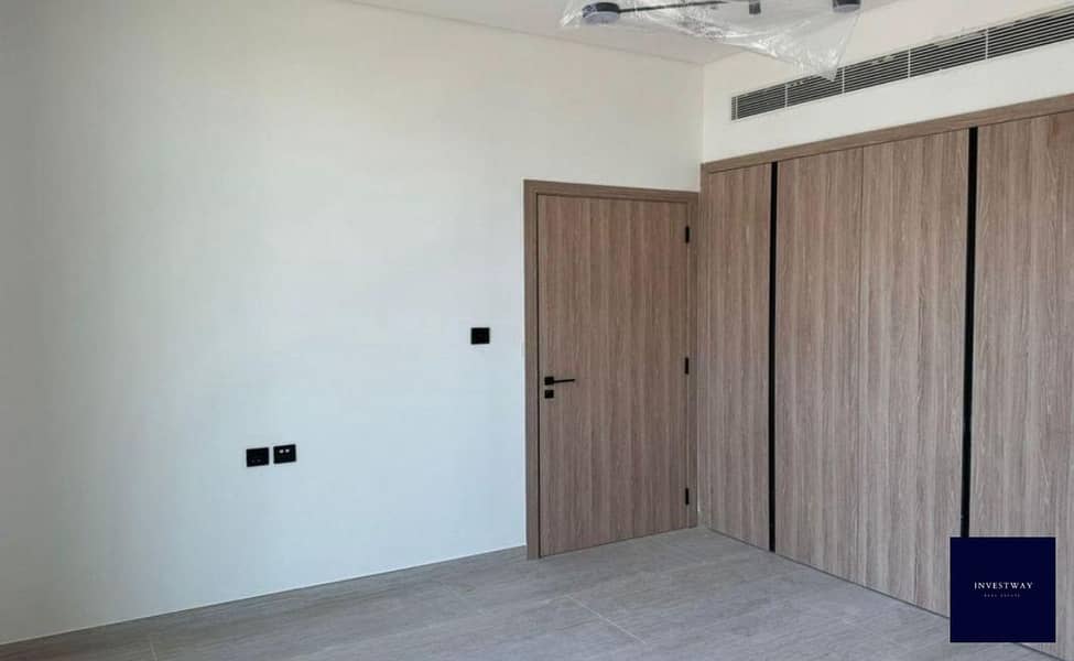 Unfurnished | PRIME | Bright | MODERN | Spacious