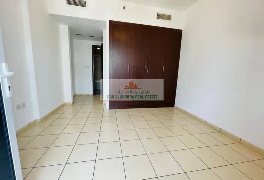 Spacious | 2 Balconies | Equipped kitchen