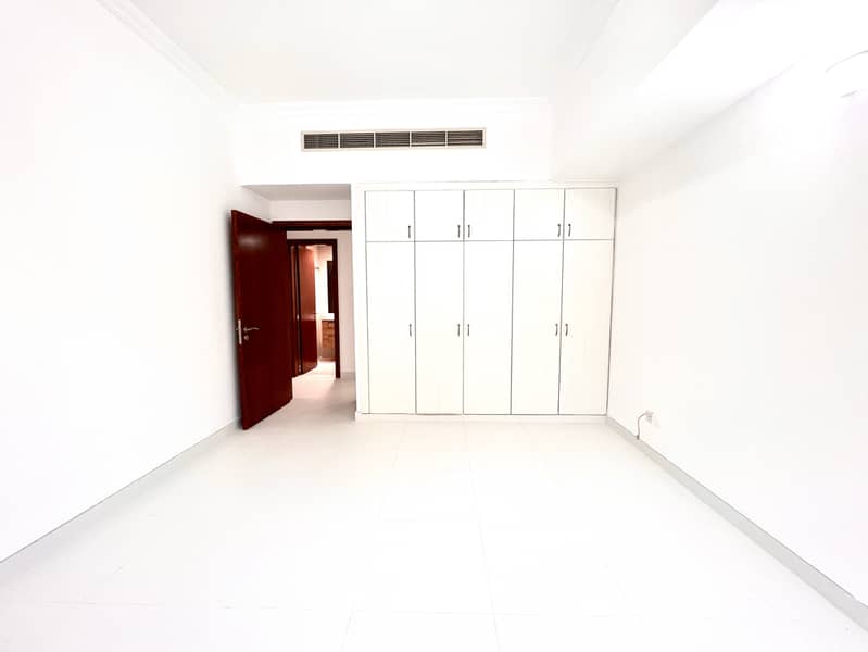 1 Min From Metro | Huge 2BHK | Family Building