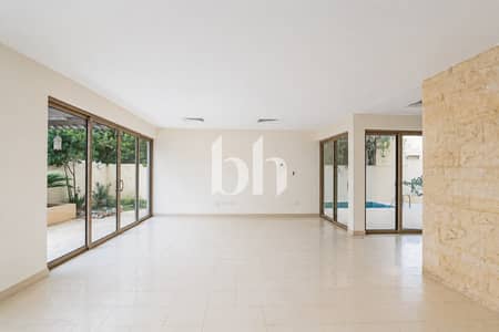 3 Bedroom Townhouse for Sale in Al Raha Gardens, Abu Dhabi - 33 E 6 A 90805 D 243 C 796 C 7 E 9 A 6 E 1 E 38 D 77 3 Bedroom Townhouse for Sale in Al Raha Gardens, Abu Dhabi - 33 E 6 A 90805 D 243 C 796 C 7 E 9 A 6 E 1 E 38 D 77