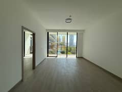 Elegant | Spacious apartment | With Garden view