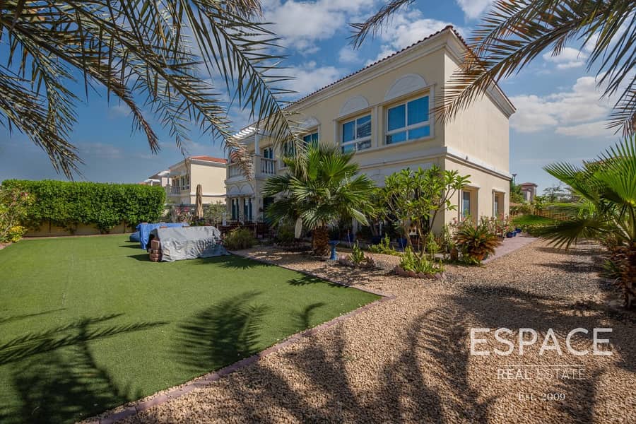 Beautiful Five Bed Extended Family Villa
