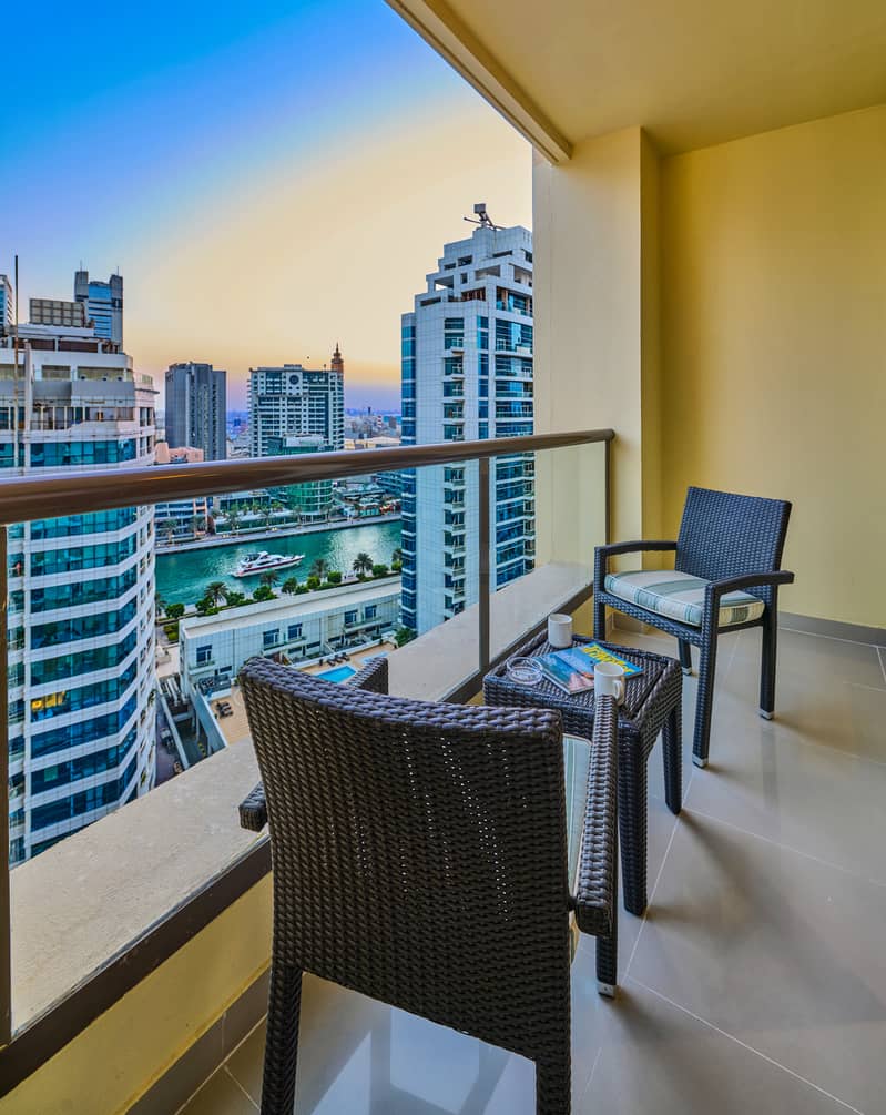 4 Balcony. jpg