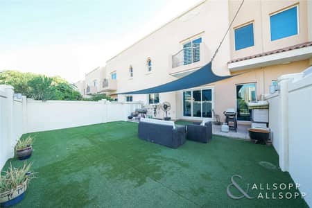 Exclusive | Morella TH2 | 4BR | Backs Park Exclusive | Morella TH2 | 4BR | Backs Park