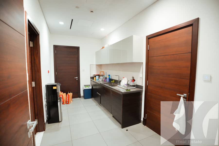 4 Bedrooms I Maid's Room + Driver Room I Perfect for Family - Image 3