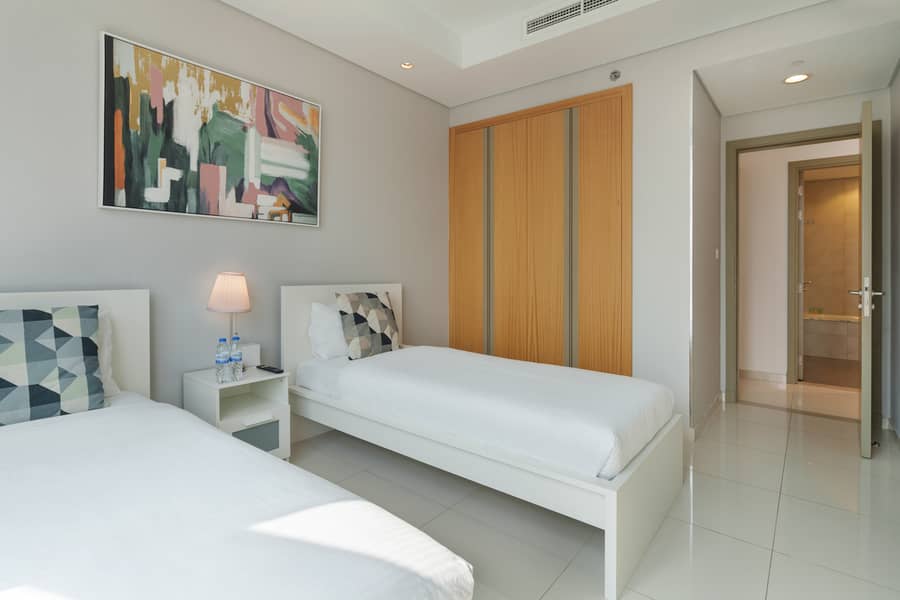 31 Homes Getaway Paramount Midtown 3214 - 17. jpg
