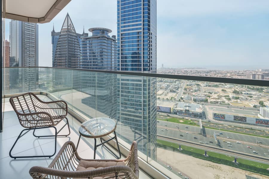 50 Homes Getaway Paramount Midtown 3214 - 08. jpg