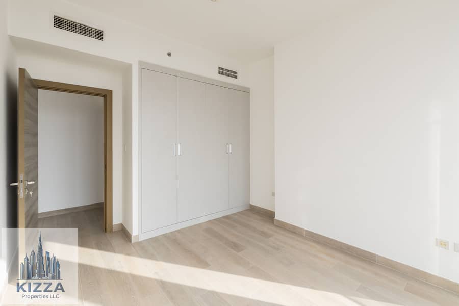 10 SULT0380. jpg