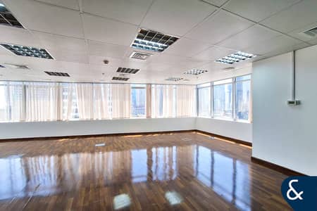 Office para en Alquiler en Jumeirah Lake Towers (JLT), Dubai - Oficina en Jumeirah Lake Towers (JLT)，Mazaya Business Avenue，Mazaya Business Avenue BB-1, 140000 AED - 13029994