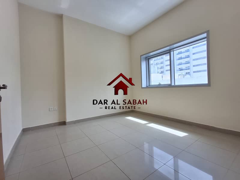 FREE PARKING / FREE COMMISSION / 2 BATH / FREE GYM - Widok 6
