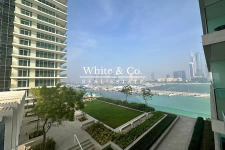 2 Bedroom Apartment for Rent in Dubai Harbour, Dubai - Corner Balcony | Large Layout | Vacant 2 Bedroom Apartment for Rent in Dubai Harbour, Dubai - Corner Balcony | Large Layout | Vacant