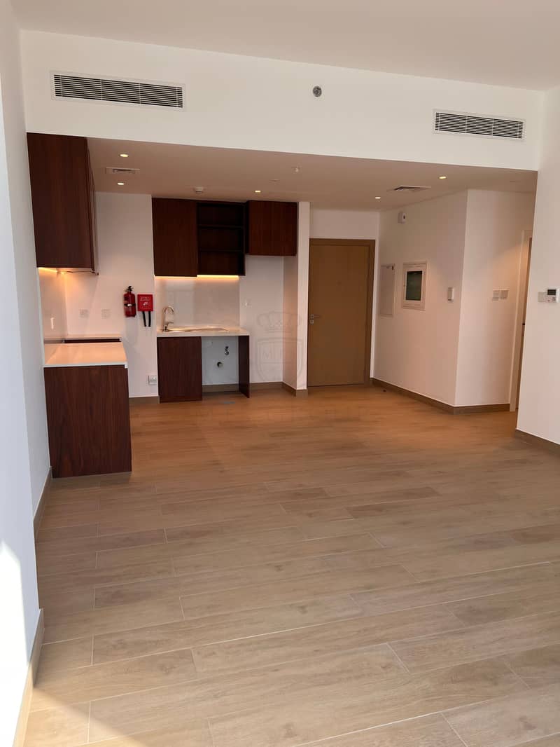 14 Open Kitchen. jpg
