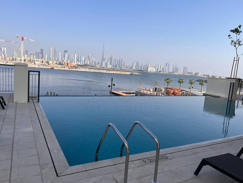 26 Pool_Burj VIew. jpg