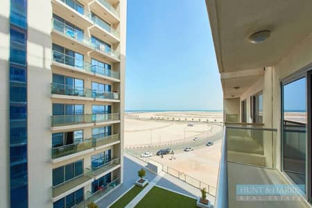 Studio for Rent in Al Marjan Island, Ras Al Khaimah - Waterfront Furnished Studio For Rent | Al Marjan | From June 15 Studio for Rent in Al Marjan Island, Ras Al Khaimah - Waterfront Furnished Studio For Rent | Al Marjan | From June 15