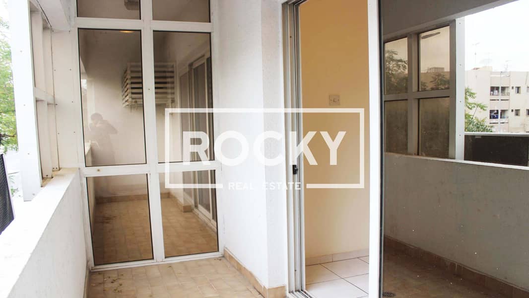 10 Jumamad Old 1BR-03. jpg