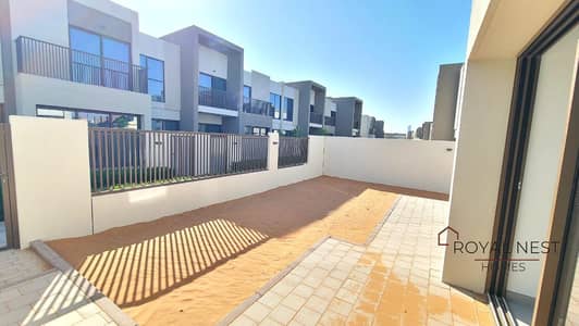 4 Bedroom Townhouse for Rent in Dubailand, Dubai - WhatsApp Image 2026-05-02 at 1.33. 41 PM. jpeg