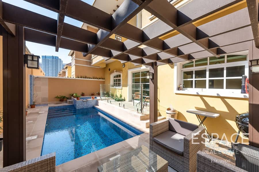 3 Bed Gallery View with Private Pool