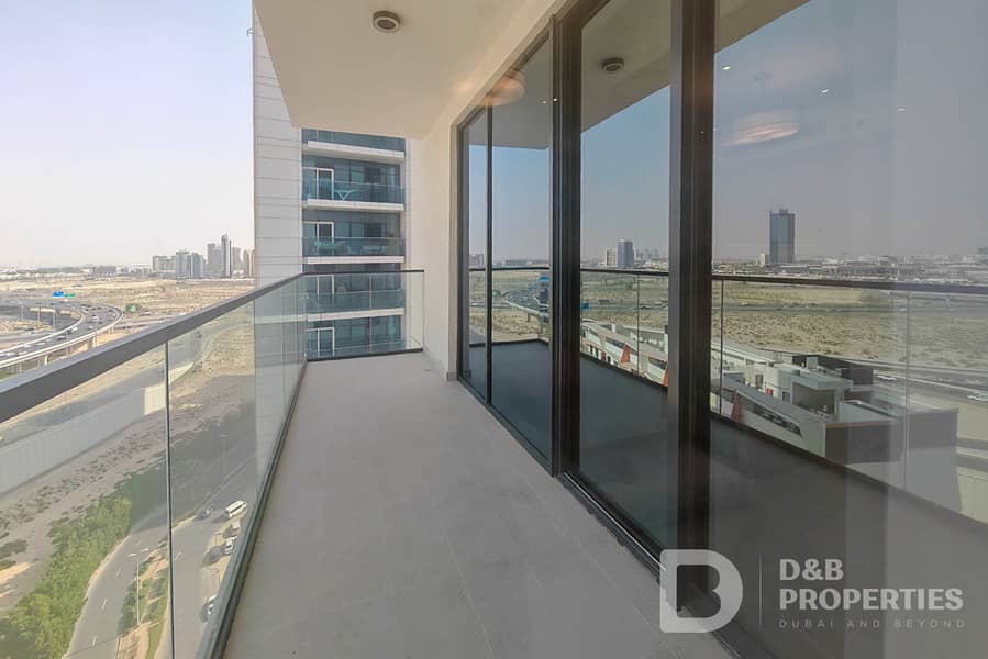Open View | High Floor | Spacious Layout Open View | High Floor | Spacious Layout