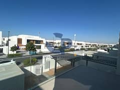 Luxury 4BR Villa | Ready to Move | Prime Area