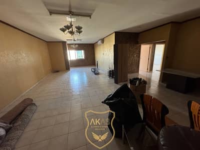 2 Bedroom Apartment for Rent in Bu Daniq, Sharjah - IMG_8809. jpg 2 Bedroom Apartment for Rent in Bu Daniq, Sharjah - IMG_8809. jpg