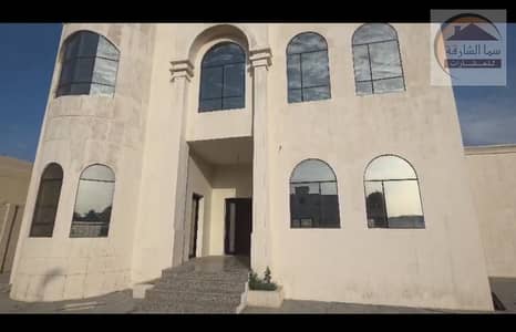 5 Bedroom Villa for Sale in Al Azra, Sharjah - WhatsApp Image 2026-05-03 at 11.58. 16 PM (2). jpeg 5 Bedroom Villa for Sale in Al Azra, Sharjah - WhatsApp Image 2026-05-03 at 11.58. 16 PM (2). jpeg